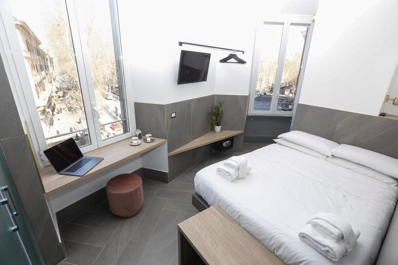 Ottaviano Smart Rooms Roma Exterior foto